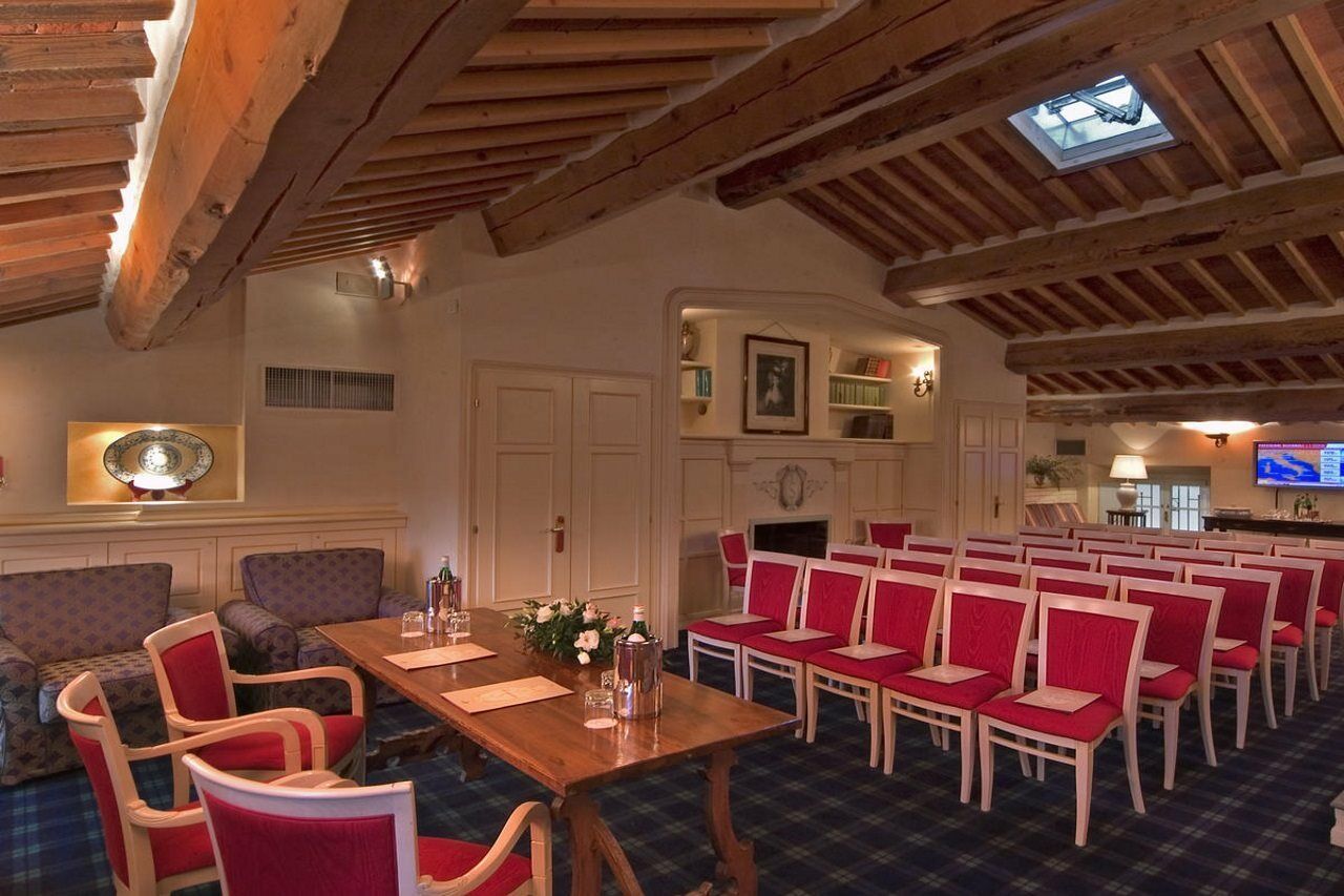 Hotel Relais Dell'Orologio Pisa Instalações foto